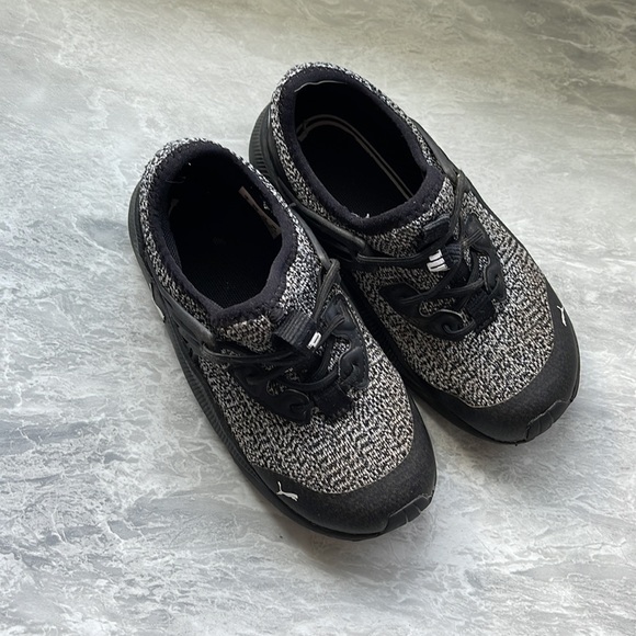 Puma Shoes - Picture 2 of 3